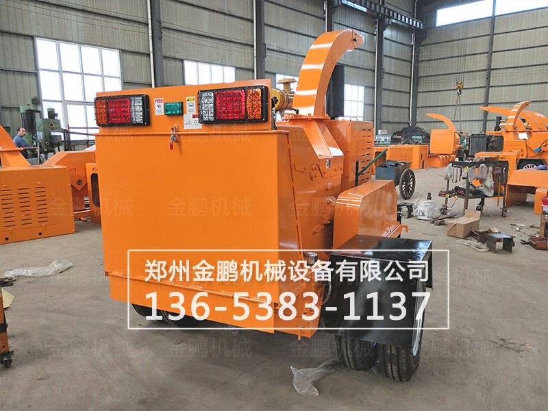 樹(shù)枝粉碎機(jī)工廠實(shí)拍