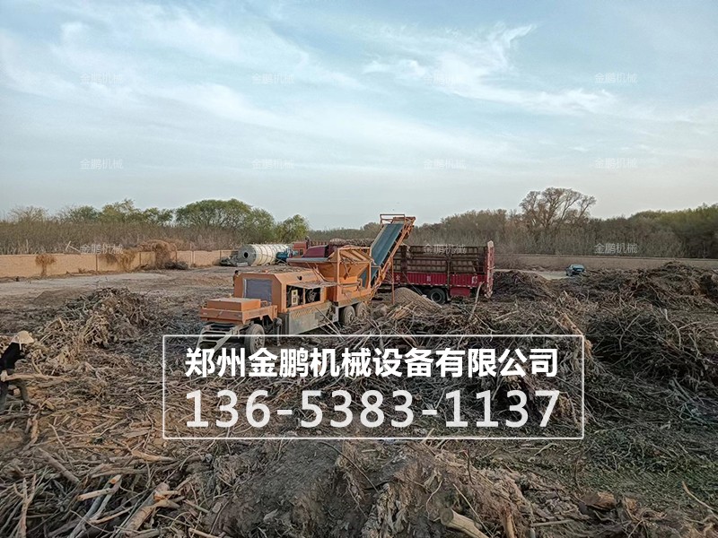 樹(shù)枝粉碎機(jī)生產(chǎn)現(xiàn)場(chǎng)
