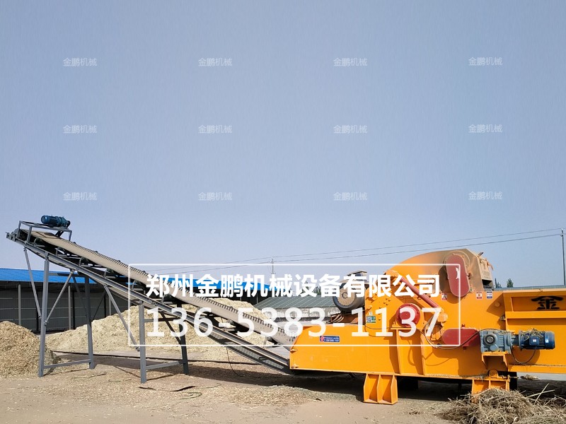 秸稈粉碎機(jī)生產(chǎn)現(xiàn)場(chǎng)