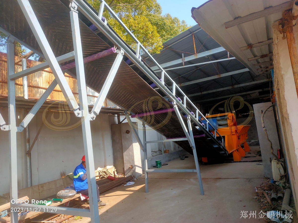 鄭州金鵬廢舊木材破碎機(jī)，助力廢木回收利用